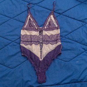 Victoria's Secret Lacy Teddy - Small